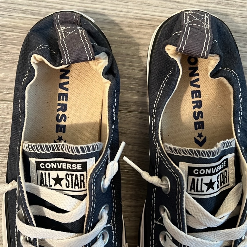 SOLD!  Women’s Blue Slip-on Converse Sneakers! - Picture 4 of 12